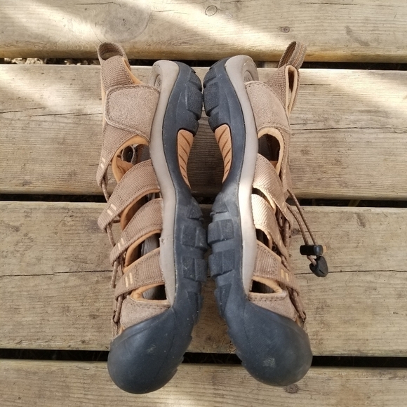 Keen Newport H2 Leather and Polyester Webbed Water Hiking Sandals 8 - Picture 3 of 8